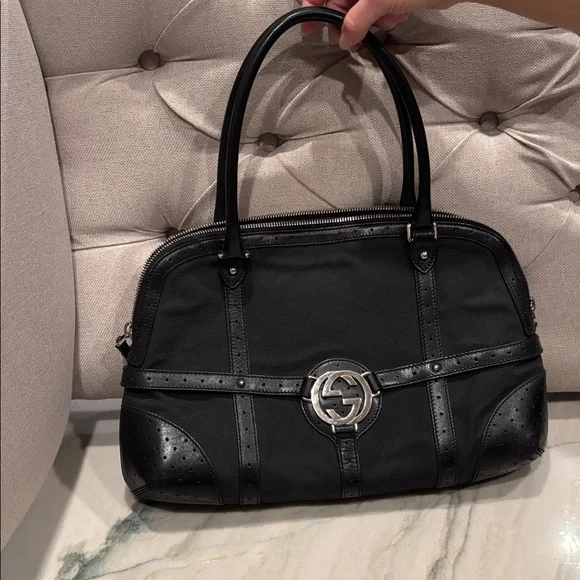 Gucci Interlocking G Reins Shoulder Bag - Picture 14 of 15